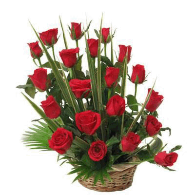 send Beautiful Rose Boasket to Mysore to solapur