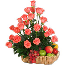 send Valentine Roses and Fruits Delight to solapur